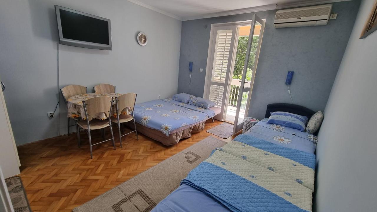 Apartment Savina Χέρτσεγκ Νόβι Εξωτερικό φωτογραφία