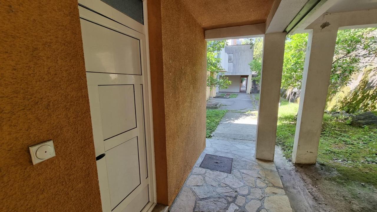 Apartment Savina Χέρτσεγκ Νόβι Εξωτερικό φωτογραφία