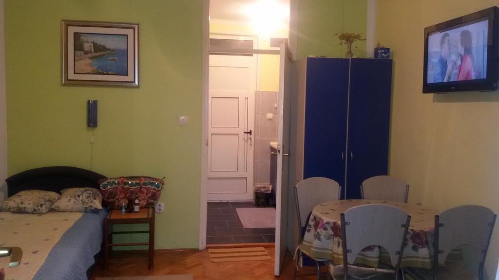 Apartment Savina Χέρτσεγκ Νόβι Εξωτερικό φωτογραφία
